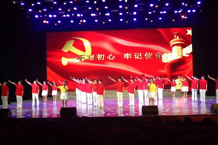 1575903657830017631.jpg 6鎴戝拰鎴戠殑绁栧浗_鍓湰.jpg